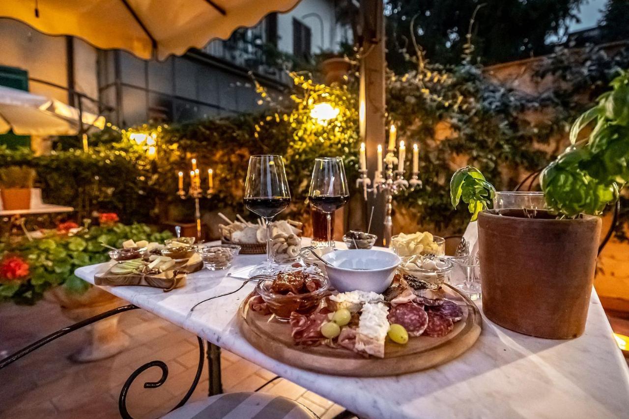 Hotel Ungherese Small Luxury Hotel Firenze Esterno foto