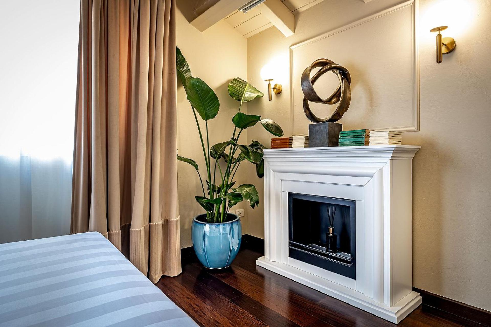 Hotel Ungherese Small Luxury Hotel Firenze Esterno foto