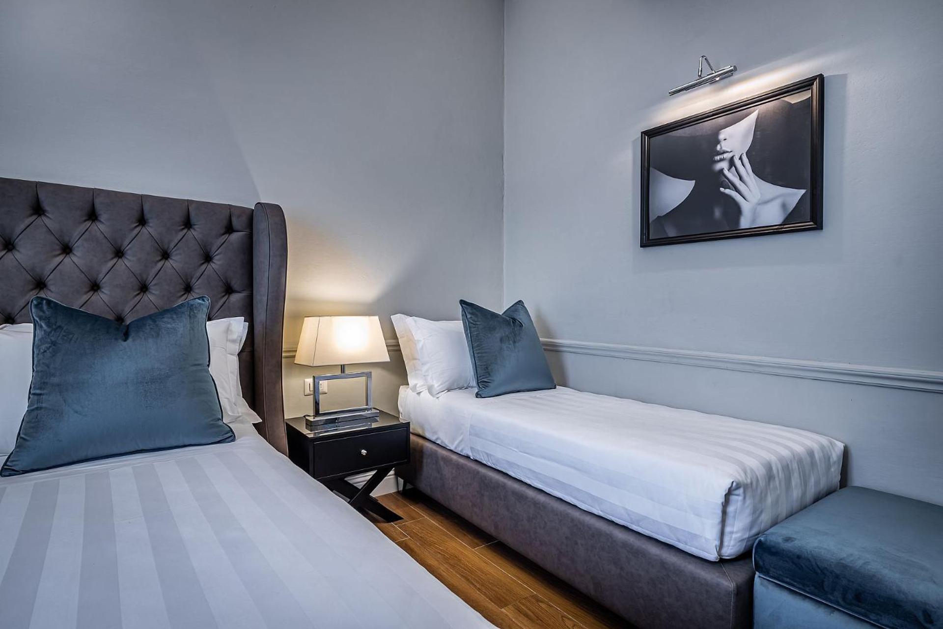 Hotel Ungherese Small Luxury Hotel Firenze Camera foto