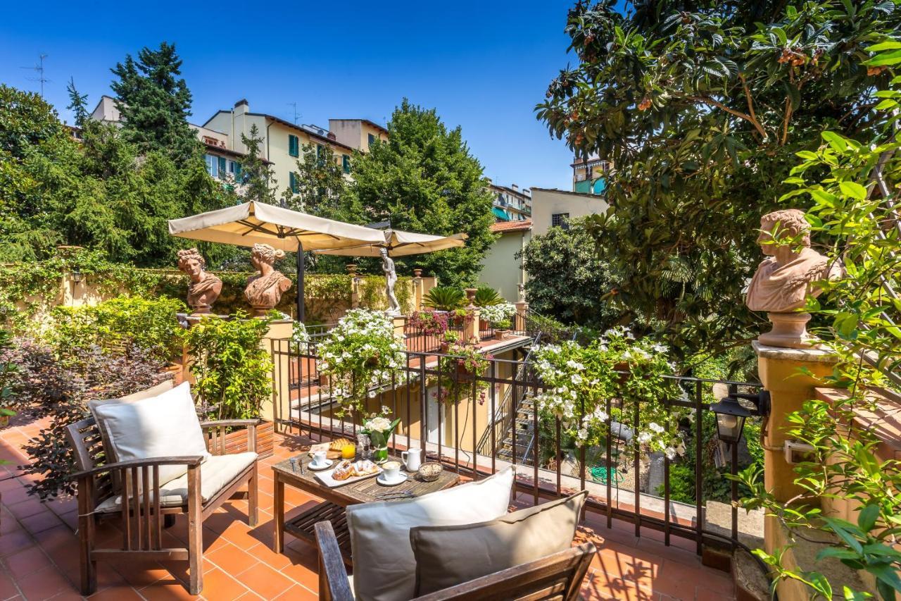 Hotel Ungherese Small Luxury Hotel Firenze Esterno foto